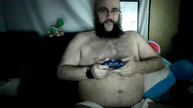 BriTheTopBear online show from May 2026 05:13:01 AM