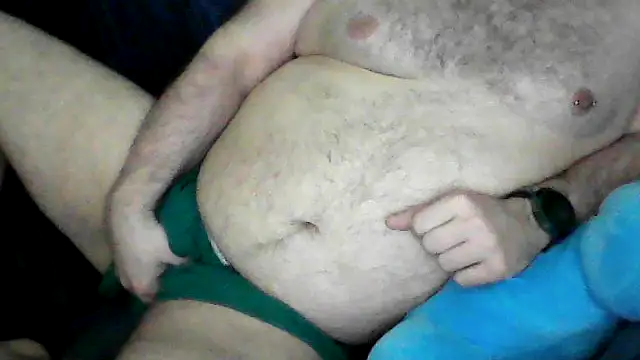 BriTheTopBear online show from April 2026 02:46:01 AM