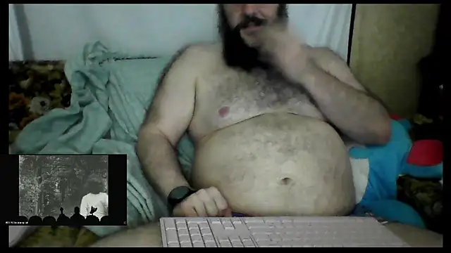 BriTheTopBear online show from June 2026 01:28:02 AM