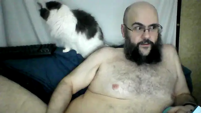 BriTheTopBear online show from April 2026 01:42:02 AM