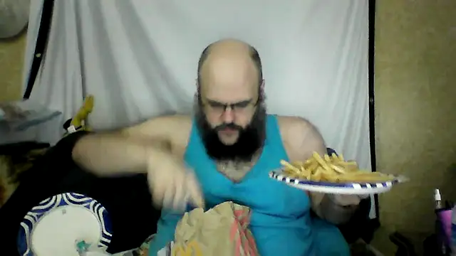 BriTheTopBear online show from May 2026 07:46:02 AM