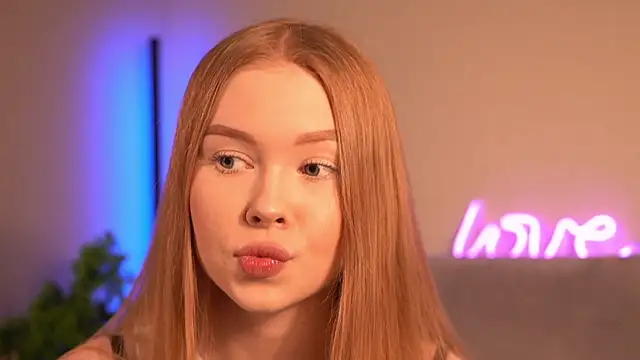 Distiavi online show from April 2026 09:30:01 PM