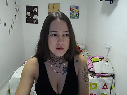 Shely cratzon7 online show from April 2026 02:32:02 PM