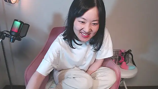 Miachan 01 online show from July 2026 12:46:01 AM