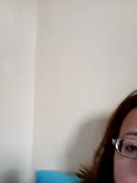 Snapshot of Nisrin_ay chatting on May 2026 08:01:01 AM Nisrin ay online show from May 2026 08:01:01 AM