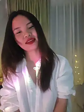 Snapshot of GUGU11211 chatting on April 2026 08:21:01 PM GUGU11211 online show from April 2026 08:21:01 PM