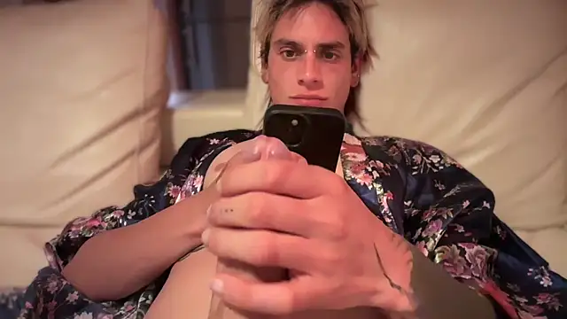 lucasdeexxx online show from May 2026 10:57:01 PM