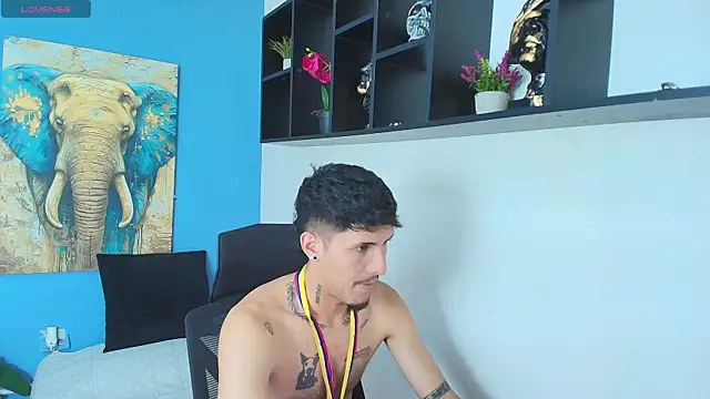 ALEXXXTREM69 online show from April 2026 12:12:02 AM