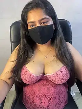Snapshot of sarasofiaa_ chatting on May 2026 04:07:02 PM sarasofiaa online show from May 2026 04:07:02 PM