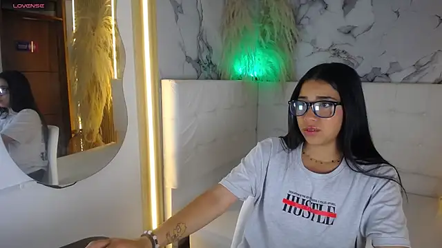 Taliasweet online show from April 2026 01:24:02 PM
