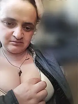 Snapshot of AnabelBexley chatting on April 2026 08:53:01 AM AnabelBexley online show from April 2026 08:53:01 AM