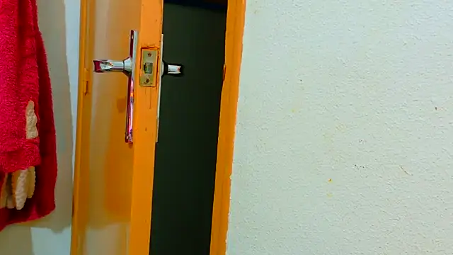 MojaditPussy online show from April 2026 05:33:02 AM