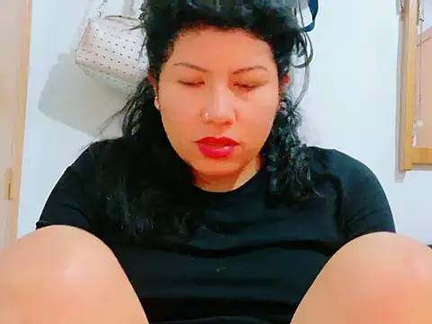 MojaditPussy online show from May 2026 12:31:01 PM