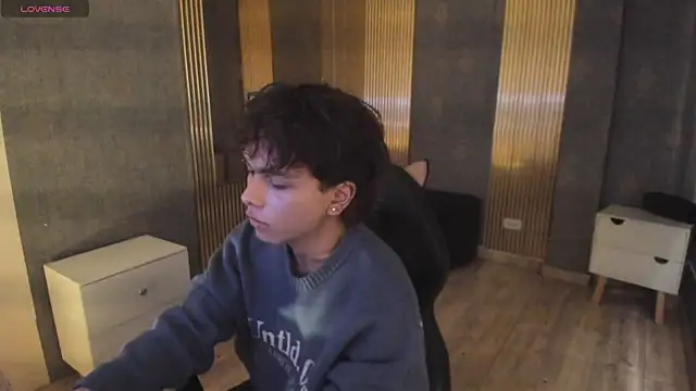 Elian tay online show from April 2026 01:45:02 PM