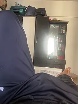 sunnyroy26 online show from April 2026 08:08:02 AM