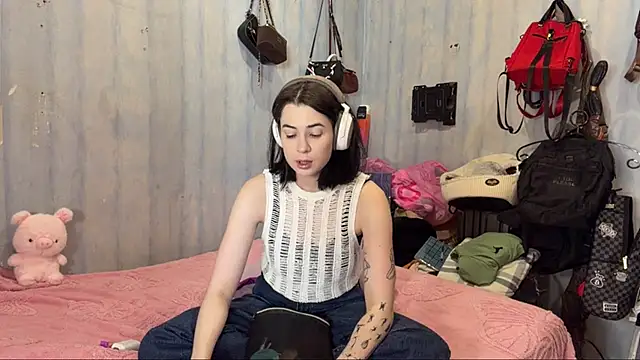 LanoraBilecki online show from April 2026 09:15:02 AM