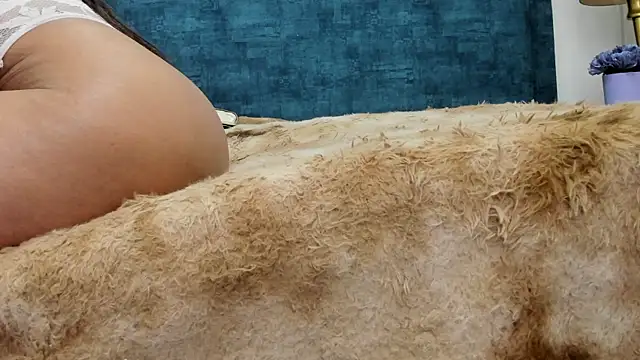 IsadoraVex online show from April 2026 12:43:01 PM