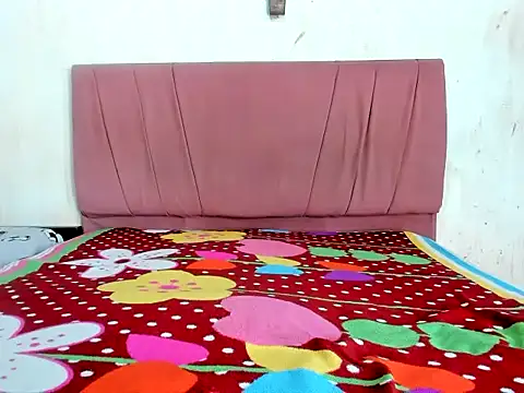 Snapshot of Junior_bebe chatting on April 2026 02:12:02 PM Junior bebe online show from April 2026 02:12:02 PM