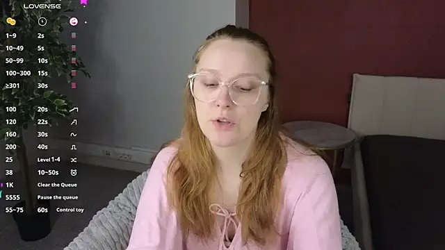 JessieWayy online show from May 2026 01:14:02 AM