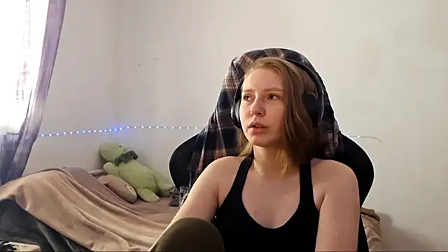 WesleyFrohling online show from April 2026 06:07:02 AM