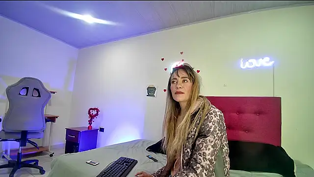 Lorena sweet33 online show from April 2026 01:57:01 PM