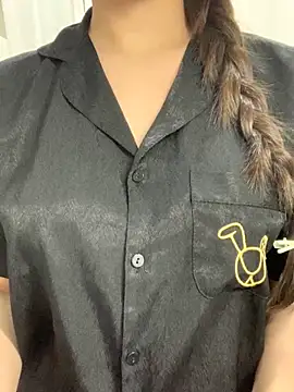 Snapshot of Mon2k-sayhi chatting on April 2026 03:05:01 PM Mon2k-sayhi online show from April 2026 03:05:01 PM