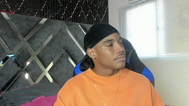 axel silva4 online show from May 2026 07:42:02 PM