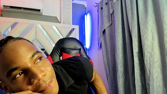 axel silva4 online show from May 2026 07:28:02 PM