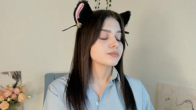 Snapshot of MarianneAuvil chatting on April 2026 07:58:02 PM MarianneAuvil online show from April 2026 07:58:02 PM