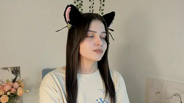 Snapshot of MarianneAuvil chatting on April 2026 04:55:02 PM MarianneAuvil online show from April 2026 04:55:02 PM