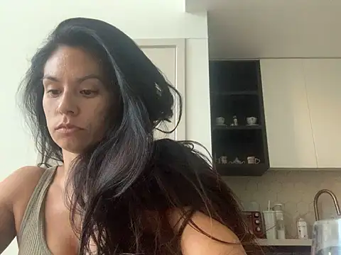 VixenBlade online show from April 2026 02:07:01 AM