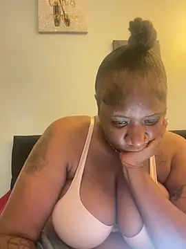 amberchill26 online show from June 2026 04:34:01 PM