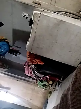 Raianaferreira online show from April 2026 02:11:01 PM