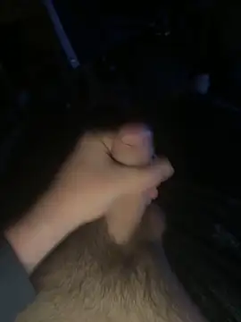 horniestboy2004 online show from April 2026 08:32:01 PM