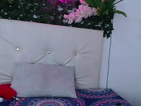 vayolet sexy  online show from April 2026 07:58:02 PM