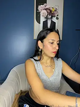 DulceLatinaxo online show from April 2026 08:21:01 PM