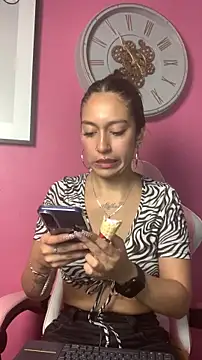 DulceLatinaxo online show from July 2026 07:14:02 PM