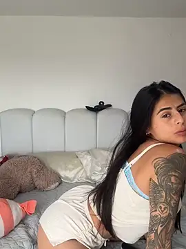 lunasex06 online show from May 2026 02:47:01 PM