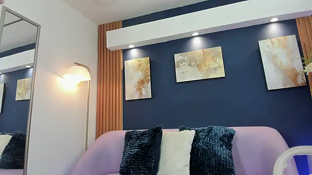 LumierNova online show from May 2026 08:02:01 PM