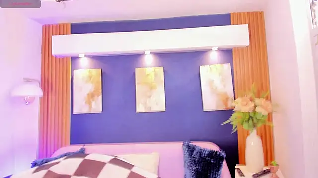 LumierNova online show from May 2026 08:27:02 PM