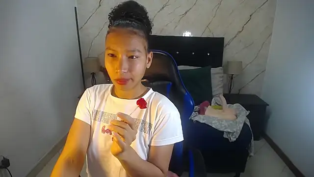 hasley cute online show from May 2026 07:28:02 PM