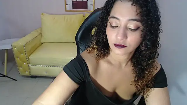Brittany ch online show from May 2026 08:00:02 PM