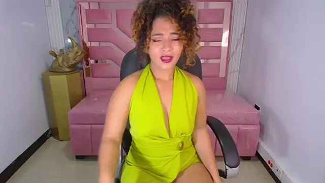 Brittany ch online show from April 2026 08:12:02 PM