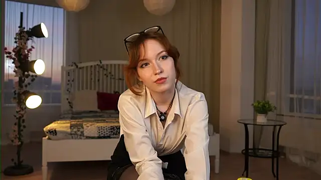 AvisKaplin online show from April 2026 03:15:02 PM