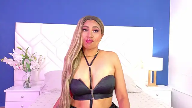 Kiara Parker  online show from May 2026 08:52:03 PM
