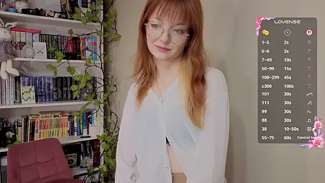 Lilyrin online show from May 2026 06:56:02 PM