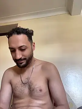 Snapshot of legende59 chatting on April 2026 12:32:02 PM legende59 online show from April 2026 12:32:02 PM