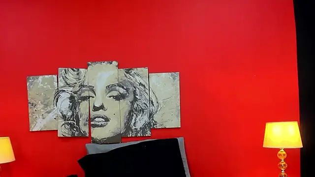 LucianaMadura1 online show from April 2026 06:25:01 PM