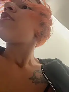 Mia 0-4 online show from July 2026 04:37:01 PM