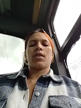 Mia 0-4 online show from May 2026 04:40:02 PM